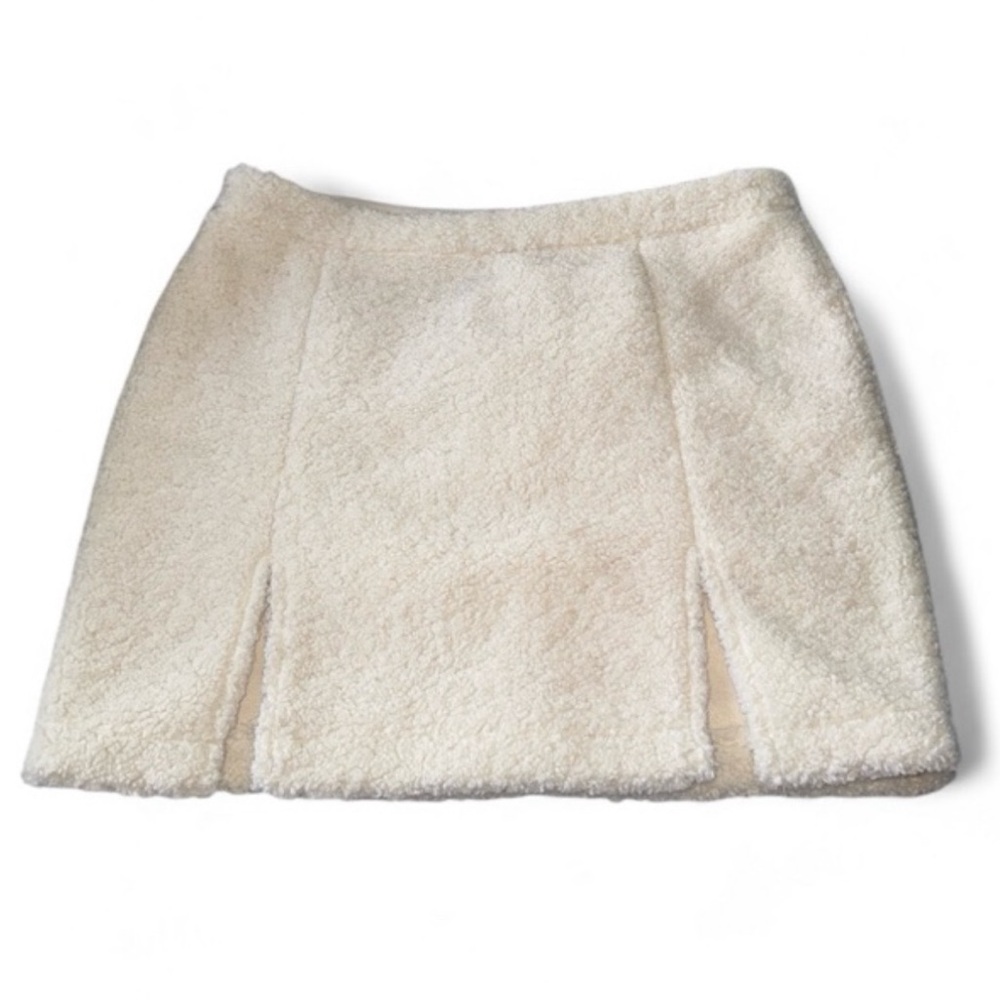 NWOT On Twelfth Sherpa Teddy Mini Skirt